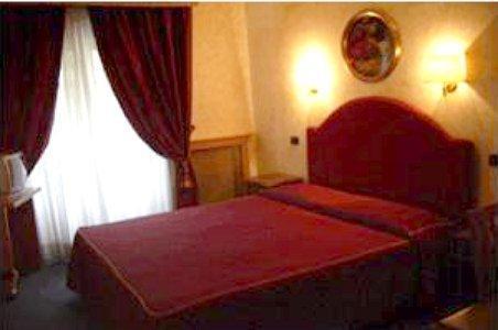 Hotel Flaminius روما الغرفة الصورة